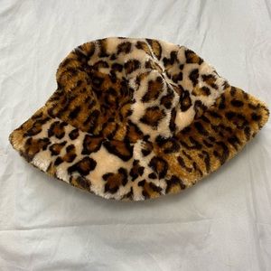 COPY - fuzzy cheetah hat